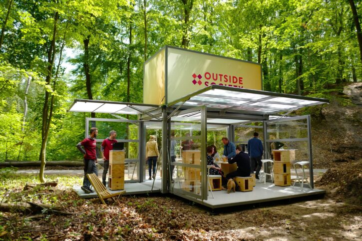 réunion stratégique en nature